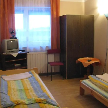 Pokoje Goscinne Pod Wiatrakiem *