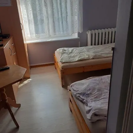 Pokoje Goscinne Pod Wiatrakiem *